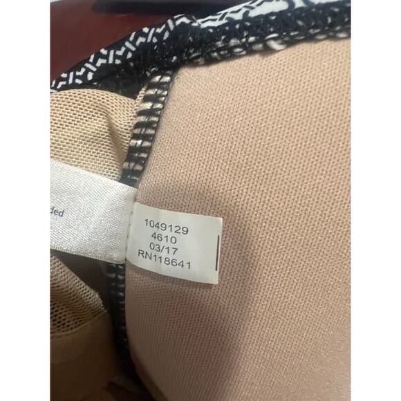 NWOT Cacique swim women’s plus size Tankini swim top black grey & white size 18 - Picture 9 of 10